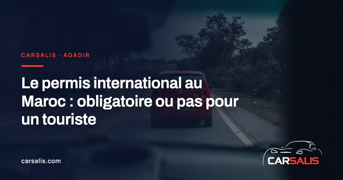 Permis de conduire vu de dos posé sur une carte routière du Maroc